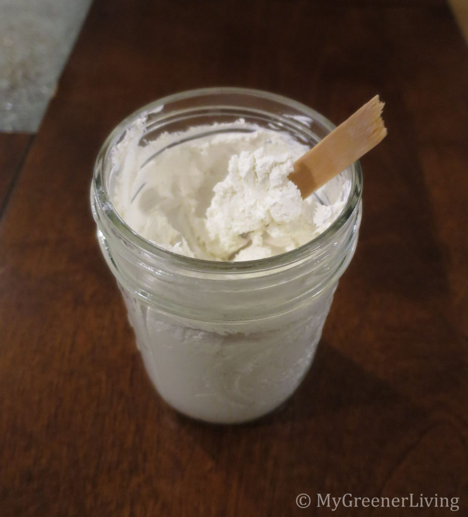 homemade natural sunscreen finished product