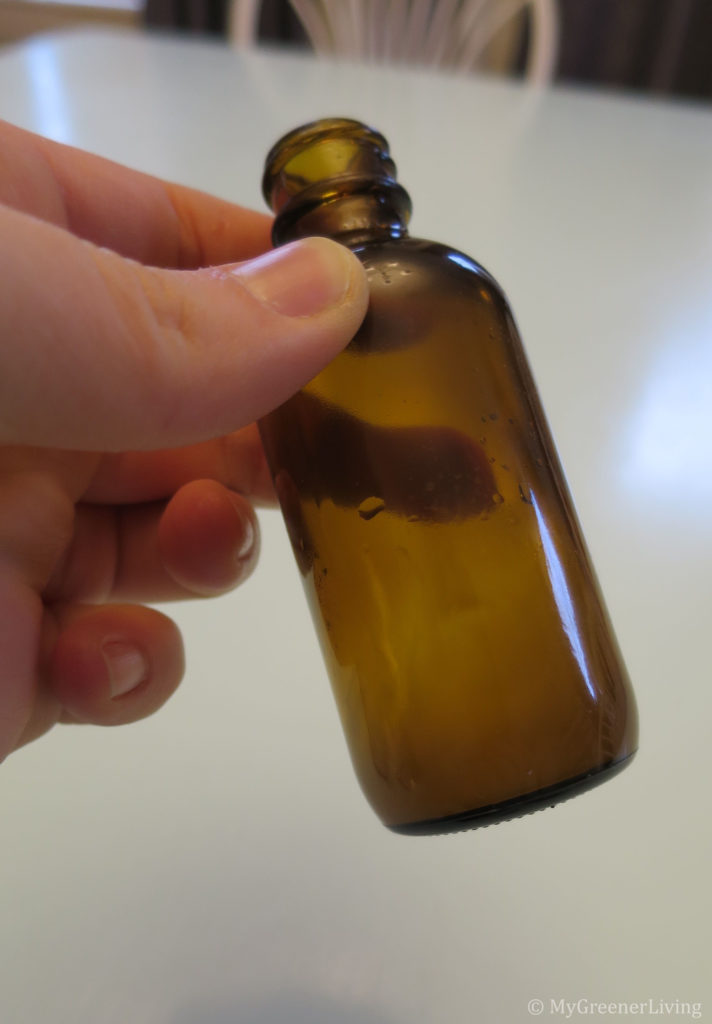 mixing toilet spray