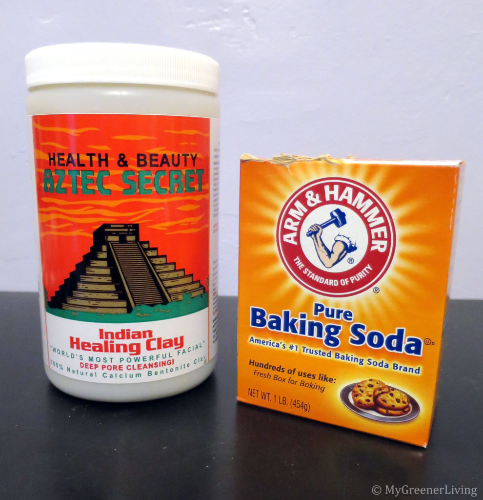 tooth powder ingredients: baking soda and bentonite clay